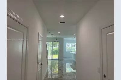 592 Parsons Way #0, Deerfield Beach, FL 33442 - Photo 3