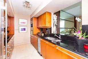 1331 Brickell Bay Dr, Miami, FL 33131 - Photo 7