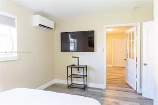 250 NW 14th Way, Dania Beach, FL 33004 - Photo 19