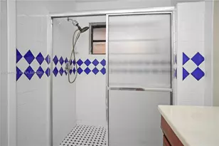 8011 NW 27th Pl, Sunrise, FL 33322 - Photo 25