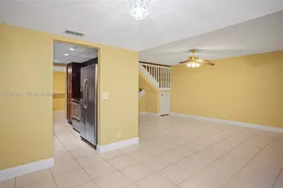 8011 NW 27th Pl, Sunrise, FL 33322 - Photo 3