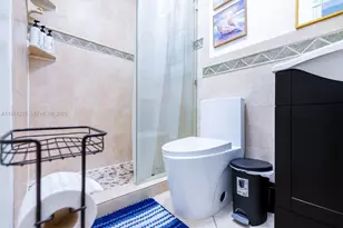 312 N Luna Ct, Hollywood, FL 33021 - Photo 25