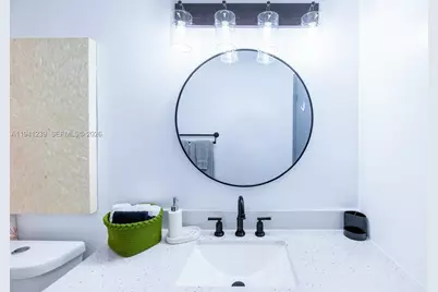 312 N Luna Ct, Hollywood, FL 33021 - Photo 11