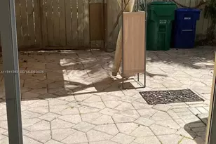 6950 NW 177th St, Hialeah, FL 33015 - Photo 3