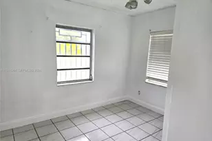 3475 SW 27th St, Miami, FL 33133 - Photo 7