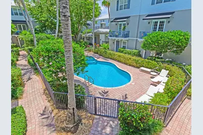 2249 NE 9th Ave, Wilton Manors, FL 33305 - Photo 33