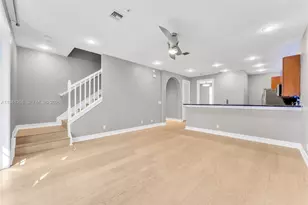 2249 NE 9th Ave, Wilton Manors, FL 33305 - Photo 5