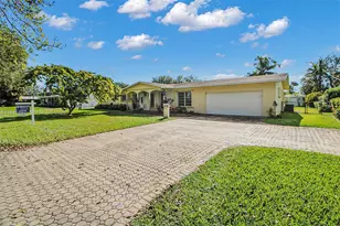 8492 SW 102nd St, Miami, FL 33156 - Photo 17