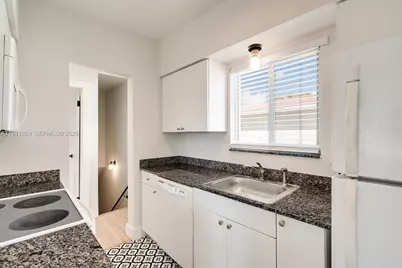 2922 S Le Jeune Rd #2, Coral Gables, FL 33134 - Photo 7