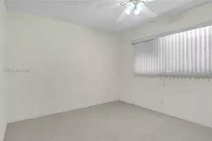 5041 W Oakland Park Blvd, Lauderdale Lakes, FL 33313 - Photo 5