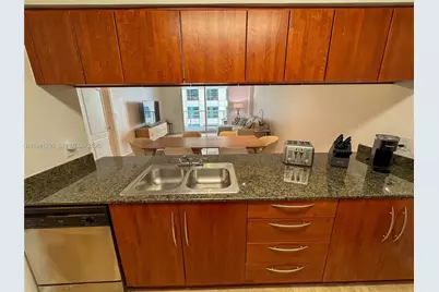 1200 Brickell Bay Dr #1708, Miami, FL 33131 - Photo 7