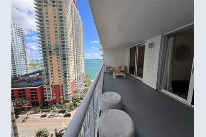 1200 Brickell Bay Dr #1708, Miami, FL 33131 - Photo 15