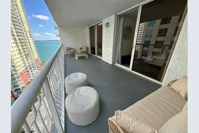 1200 Brickell Bay Dr #1708, Miami, FL 33131 - Photo 17