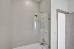 2600 E Hallandale Beach Blvd, Hallandale Beach, FL 33009 - Photo 19