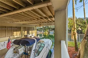 5343 Orduna Dr, Coral Gables, FL 33146 - Photo 9