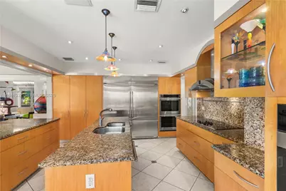 5343 Orduna Dr, Coral Gables, FL 33146 - Photo 15