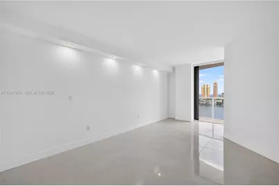4000 Island Bl #2701, Aventura, FL 33160 - Photo 47