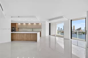 4000 Island Bl, Aventura, FL 33160 - Photo 13
