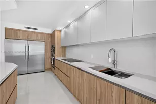 4000 Island Bl, Aventura, FL 33160 - Photo 17