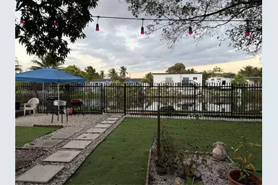 2101 NW 105th Ter, Miami, FL 33147 - Photo 9