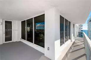 2751 S Ocean Dr, Hollywood, FL 33019 - Photo 27