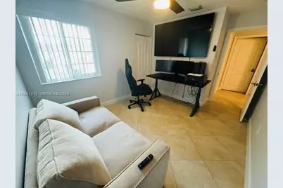 10919 NW 67th Ter, Doral, FL 33178 - Photo 15