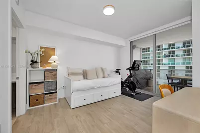 488 NE 18th St #1111, Miami, FL 33132 - Photo 17