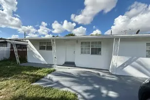 4871 SW 24th Ave, Dania Beach, FL 33312 - Photo 3