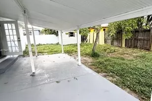 4871 SW 24th Ave, Dania Beach, FL 33312 - Photo 17