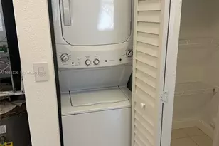 1663 SE 27th Dr, Homestead, FL 33035 - Photo 11