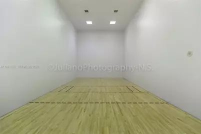 6365 Collins Ave #2211, Miami Beach, FL 33141 - Photo 29