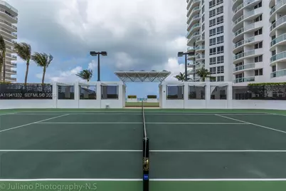 6365 Collins Ave #2211, Miami Beach, FL 33141 - Photo 27