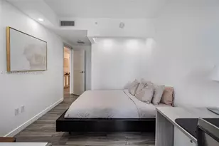 801 S Miami Ave, Miami, FL 33130 - Photo 15