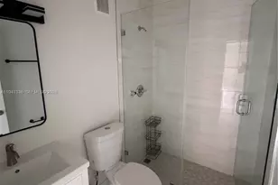 13528 SW 9th Ln, Miami, FL 33184 - Photo 11