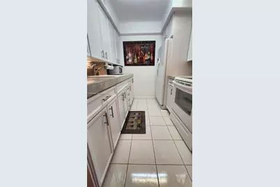 2112 Newport U #2112, Deerfield Beach, FL 33442 - Photo 13