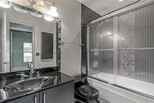 6476 SW 152nd Cir Pl, Miami, FL 33193 - Photo 27