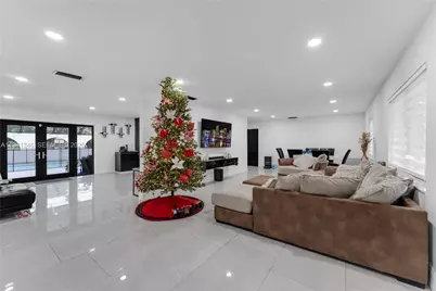 551 SW 127th Ave #551, Miami, FL 33184 - Photo 3