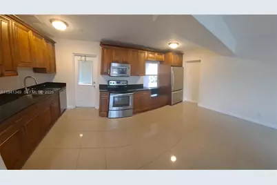 335 SW 18th Ave #Main, Fort Lauderdale, FL 33312 - Photo 9
