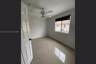 8031 NW 8th St, Miami, FL 33126 - Photo 15