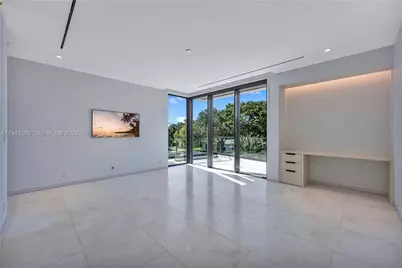 725 Middle River Dr, Fort Lauderdale, FL 33304 - Photo 27