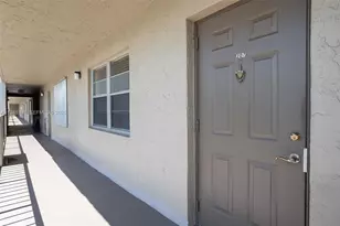 3150 W Rolling Hills Cir, Davie, FL 33328 - Photo 15