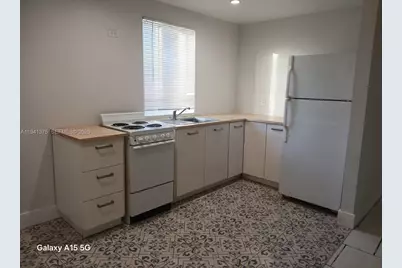 1700 NW 22 Ct #1, Miami, FL 33125 - Photo 5