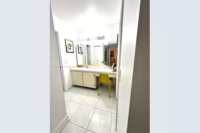 408 Lakeview Dr #102, Weston, FL 33326 - Photo 11