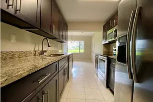 6105 Royal Poinciana Ln, Tamarac, FL 33319 - Photo 13