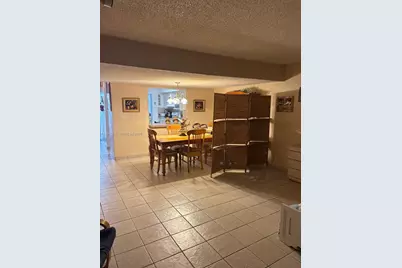 19358 Bobolink Dr, Hialeah, FL 33015 - Photo 19