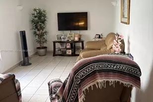 19358 Bob-O-Link Dr, Hialeah, FL 33015 - Photo 27