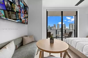 159 NE 6th St, Miami, FL 33132 - Photo 5