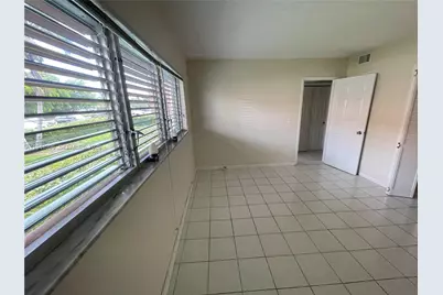 1450 Atlantic Shores Blvd #109, Hallandale Beach, FL 33009 - Photo 17