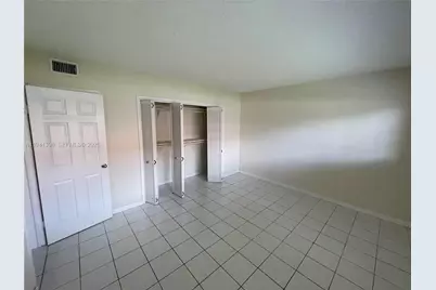 1450 Atlantic Shores Blvd #109, Hallandale Beach, FL 33009 - Photo 15