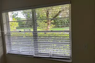 1450 Atlantic Shores Blvd, Hallandale Beach, FL 33009 - Photo 11